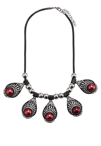 Red Pearls Diamante Necklaceesprit holdings, 飾品配件, 項鍊