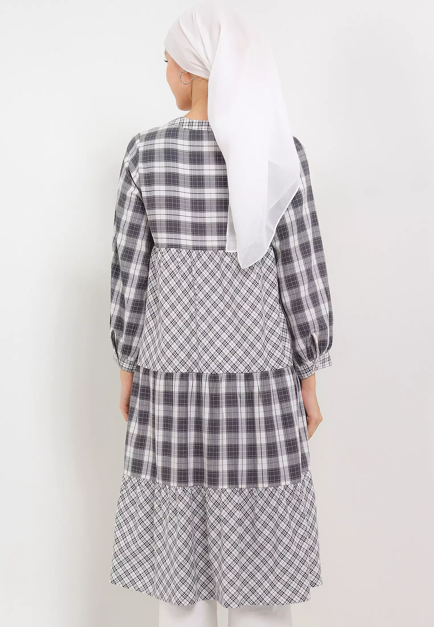 MFMW Helios Midi Dress Hitam Motif Kotak