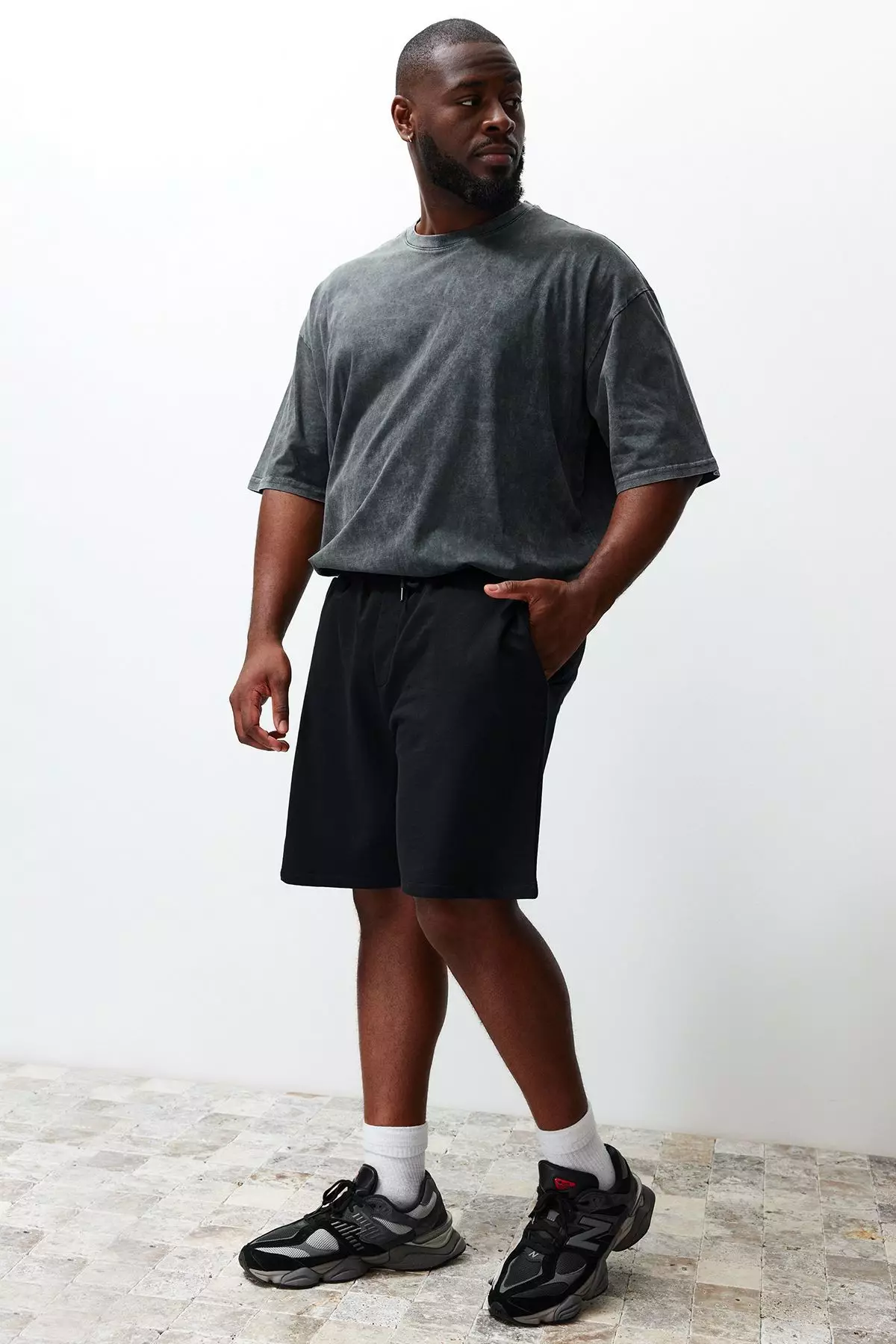 Plus Size Black Regular Cut Comfortable 100% Cotton Basic Shorts TMNSS24AP00001