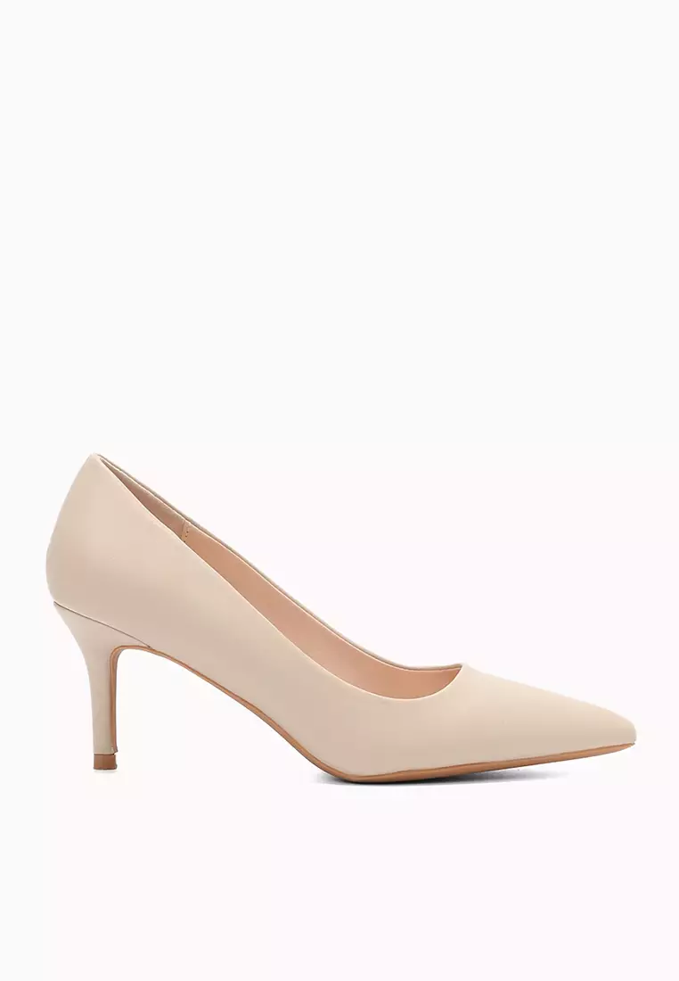 Discount on Sofab!  shoes - SKU: Alora Pumps