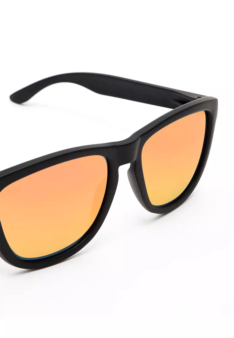 HAWKERS ONE Black Daylight Sunglasses for Men and Women. UV400 Protection. Official Product Designed in Spain