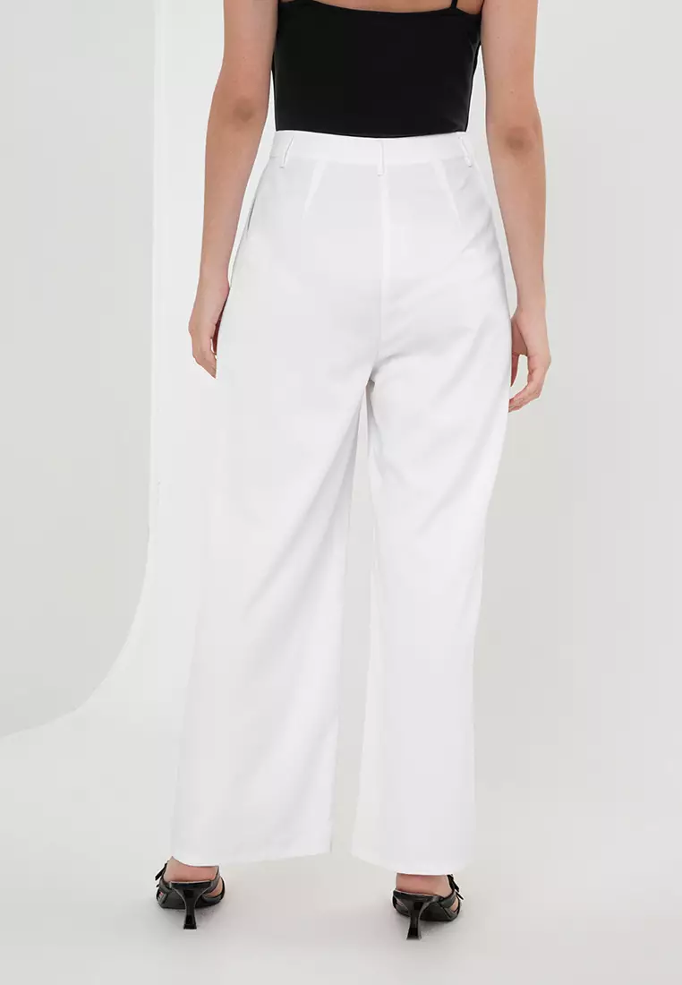 Buy Zalora Studios Straight Fit Pleated Pants 2024 Online ZALORA