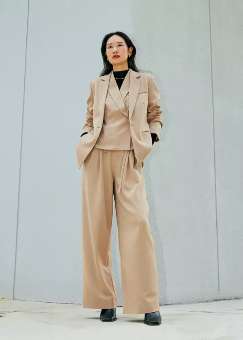 Blazer Wanita - RuchedReady™ Aera Slim Blazer