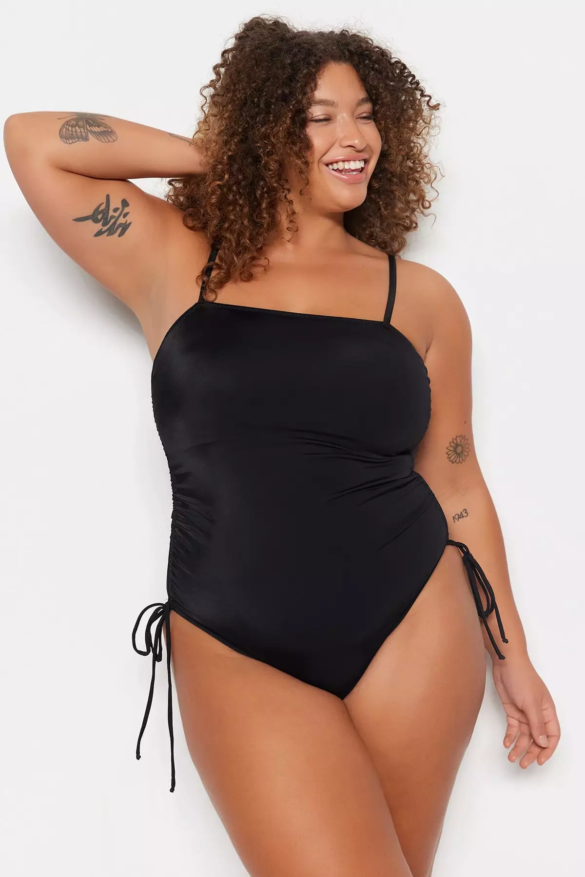 Trendyol Plus Size Tie Front Cut-Out Swimsuit 2024