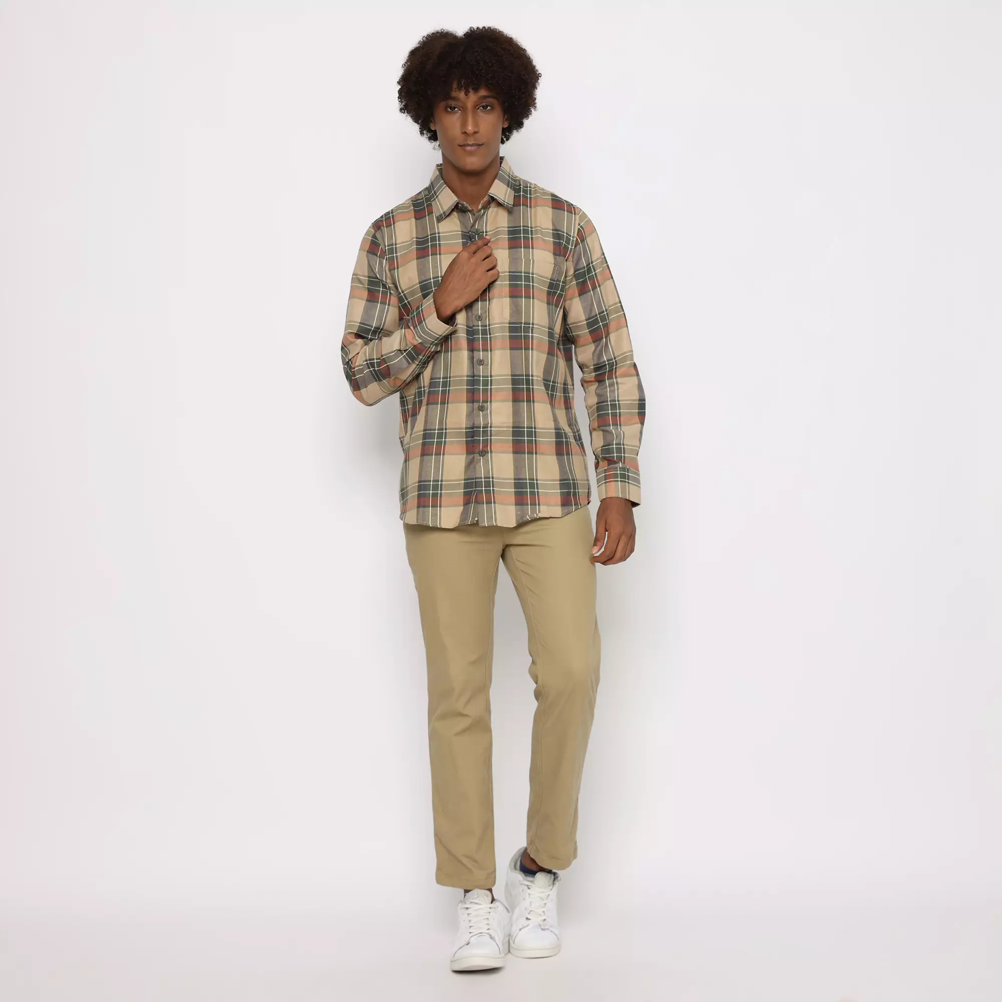 Platini Kemeja Kotak Pria Panjang Coklat 76352