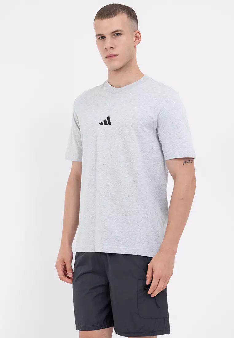 Essentials Small Logo Single Jersey T-Shirt