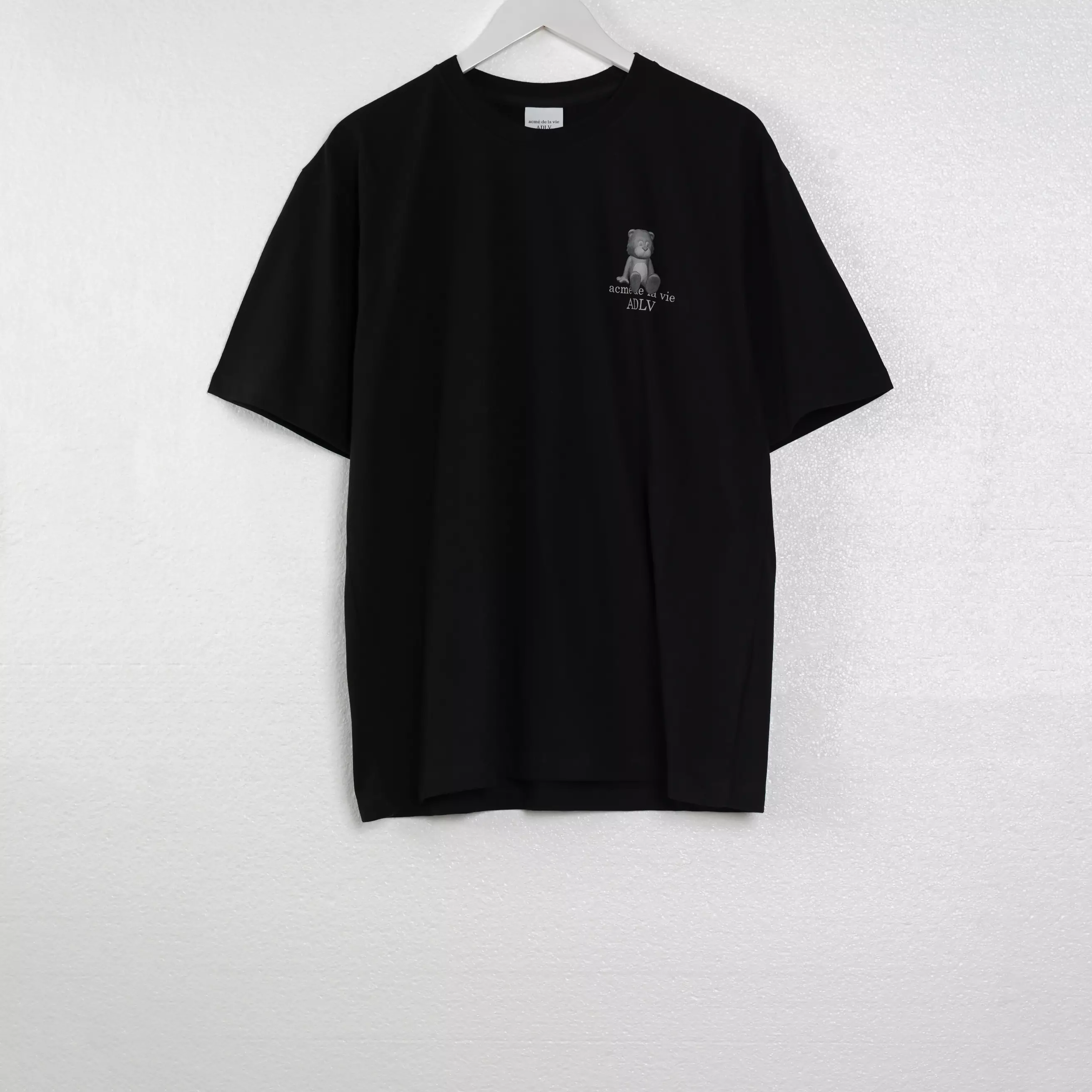 Kaos ADLV TEDDY ONE TONE BASIC BLACK TSHIRT 100% ORIGINAL