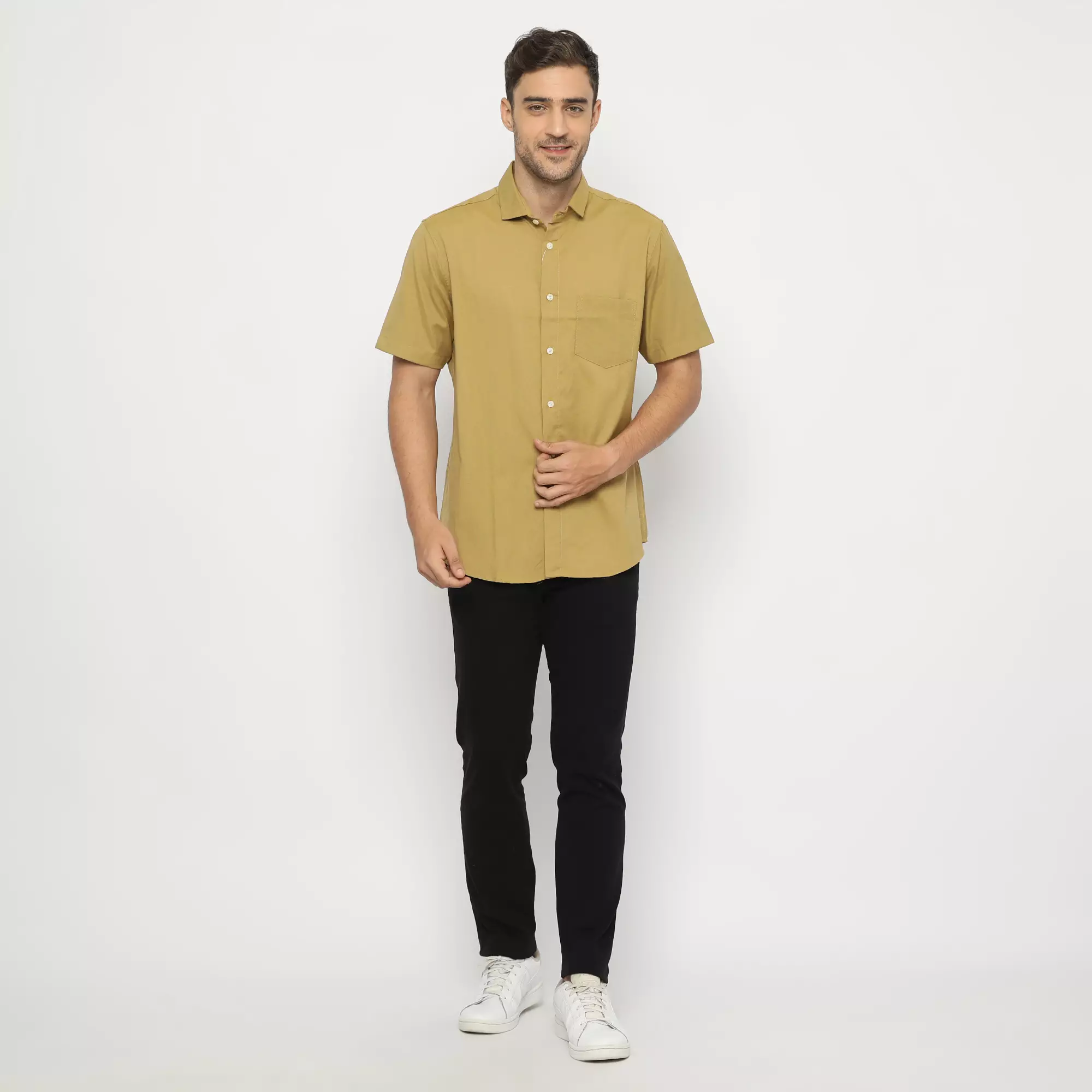 Platini Kemeja Pria Polos Lengan Pendek Katun Chambray Oxford 73318 Kuning Gading