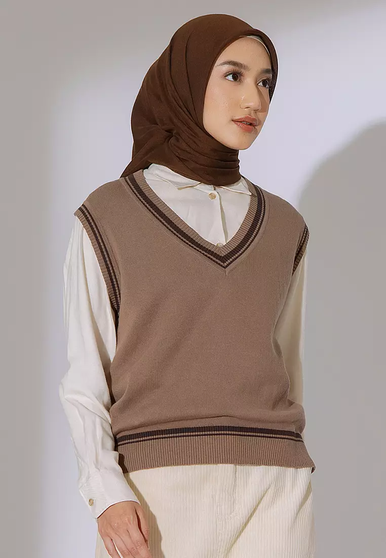 Ayya Knit Vest Hazelnut