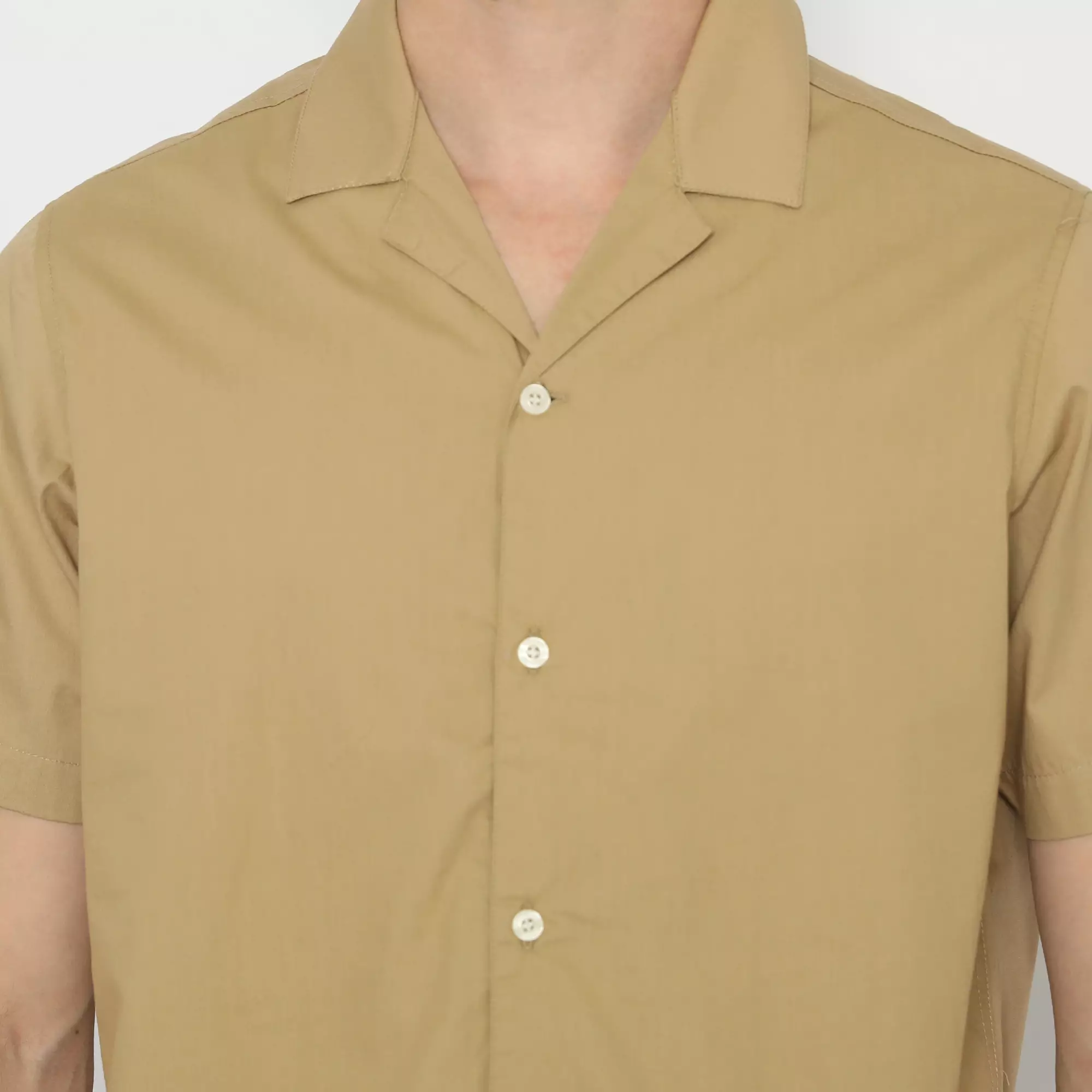 Platini Kemeja Polos Pria Kerah Hawai Katun Coklat Muda 73260