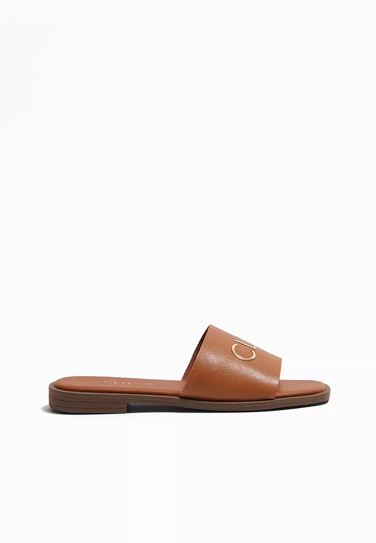 Discount on CLN  shoes - SKU: Fallon Slides