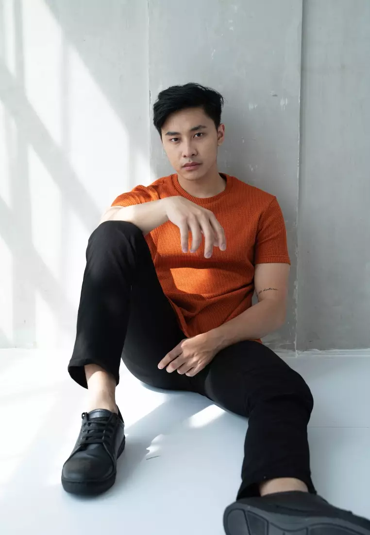 Kale Waffle Dark Terracotta / Kaos Polos Tekstur Lengan Pendek Pria / Unisex