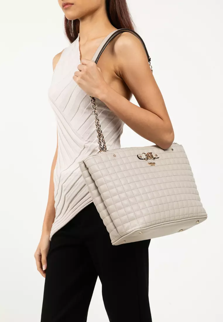 Nadira Status Tote Bag