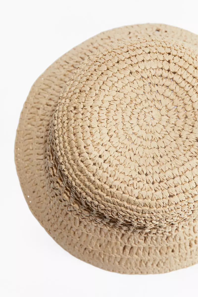 Straw bucket hat