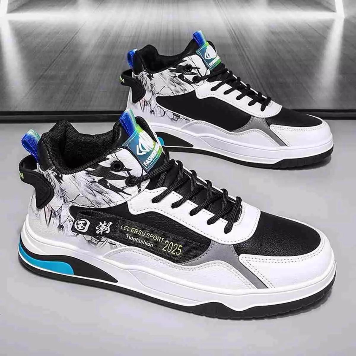 Sepatu Anime Pria Sneakers Motif Kartun Cowok Kece J2029