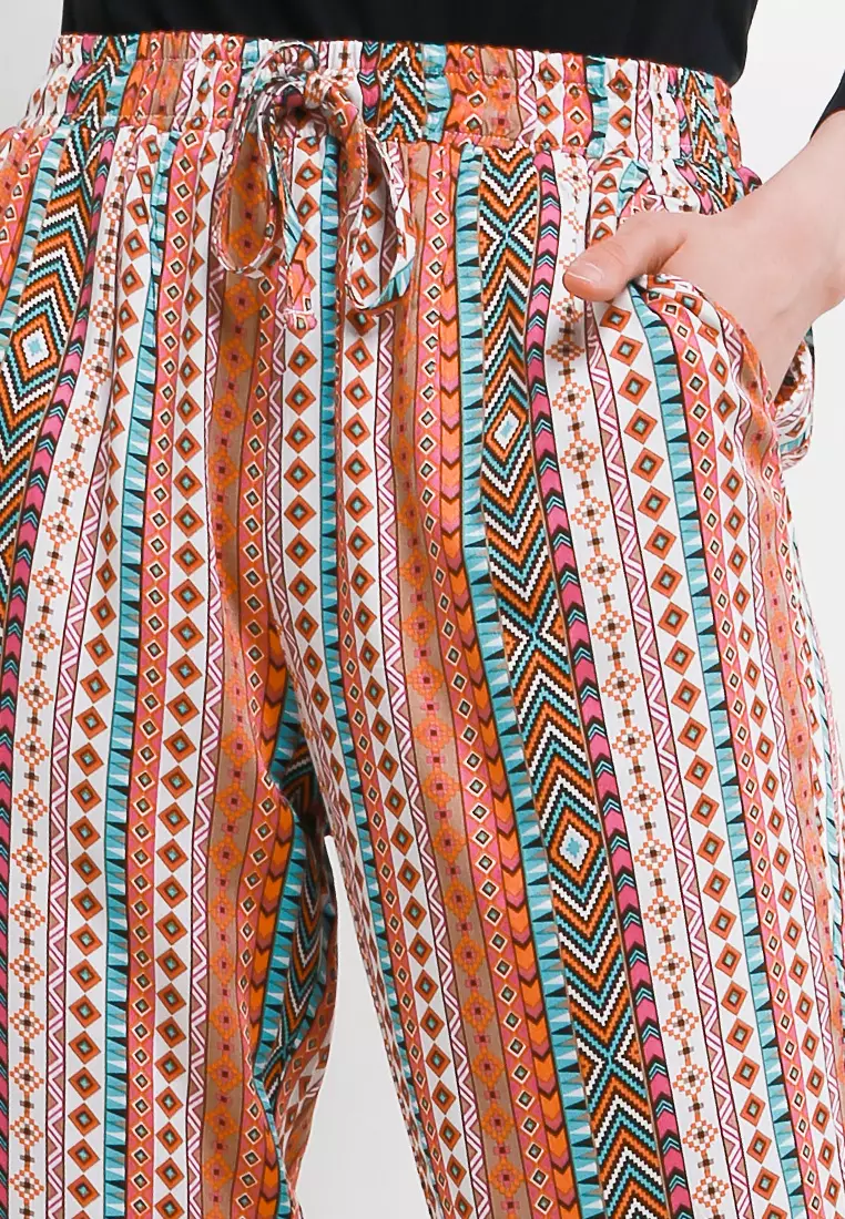 MFMW Bittner Celana Panjang Maroon Motif Etnik Modern