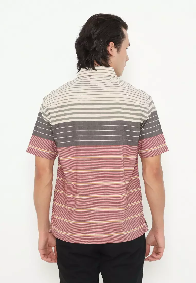 POLICE Kemeja Border Printing Regular Fit Pria