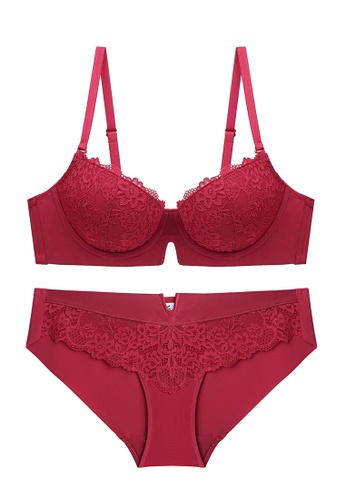 W.Excellence red Premium Red Lace Lingerie Set (Bra and Underwear) 0E2EAUSB87F30AGS_1