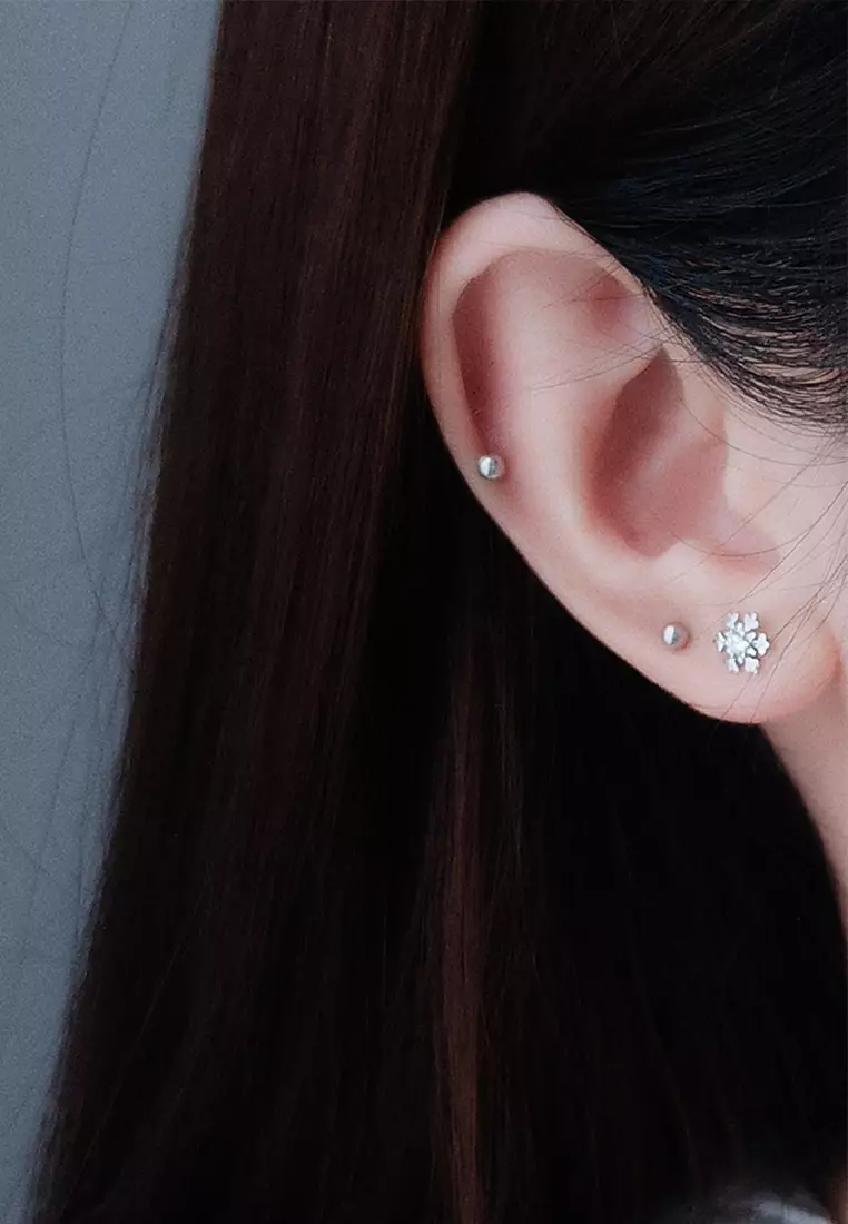 LDR6208 S925 Silver Snowflake Earrings