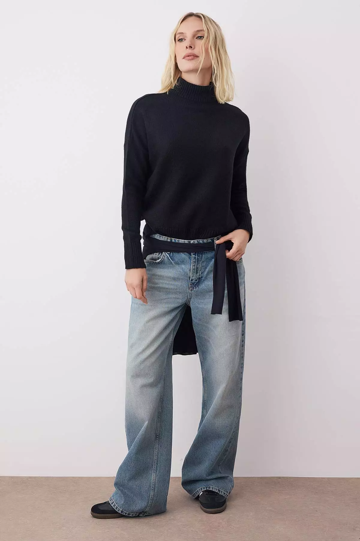 Stand-Up Collar Knitwear Sweater