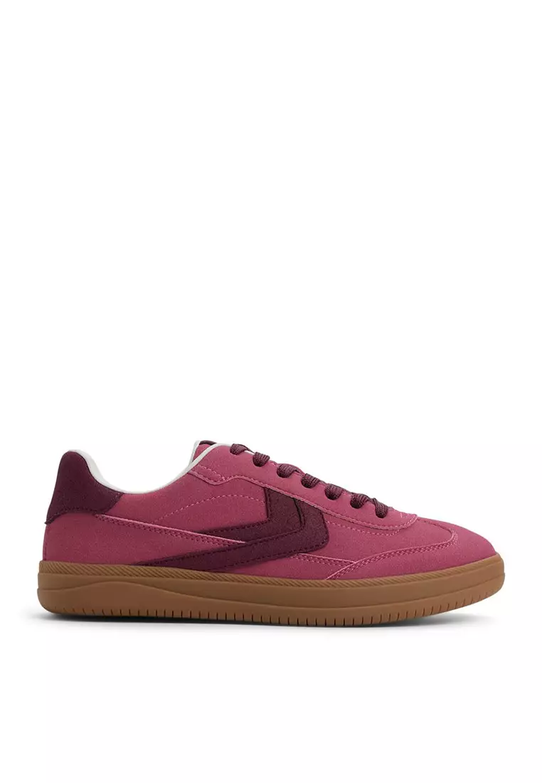 Salome Low-Top Sneakers