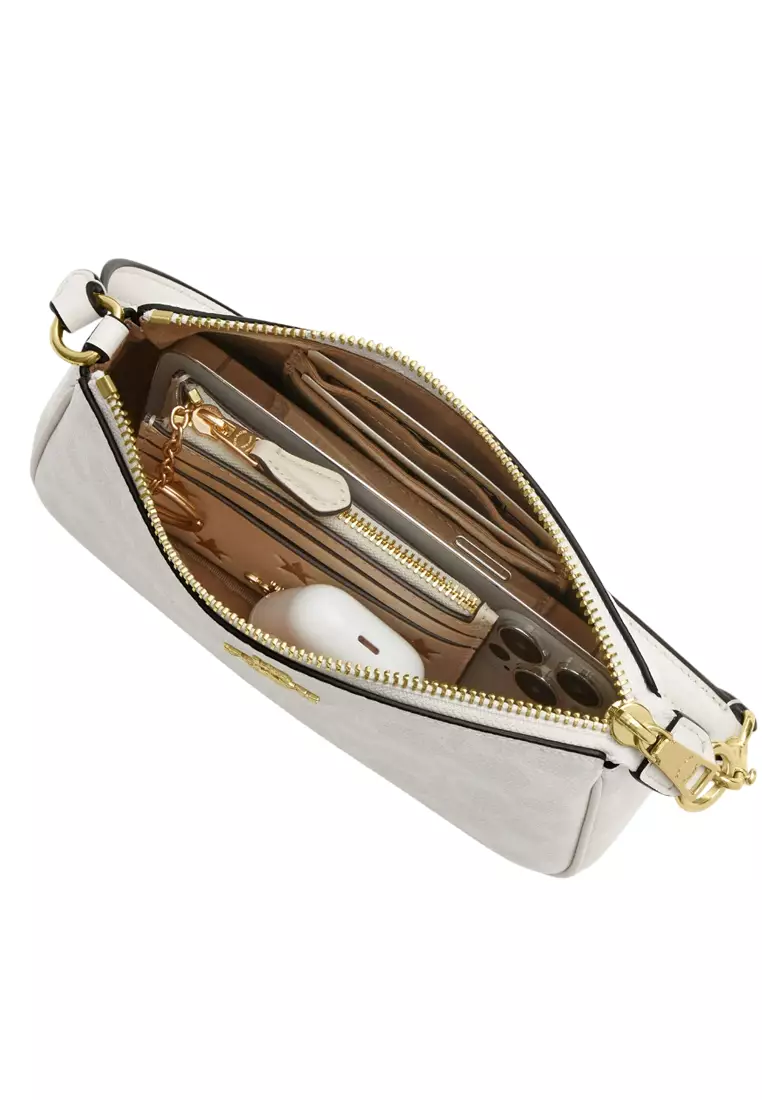 Nolita 19 In Signature Canvas - White/Chalk