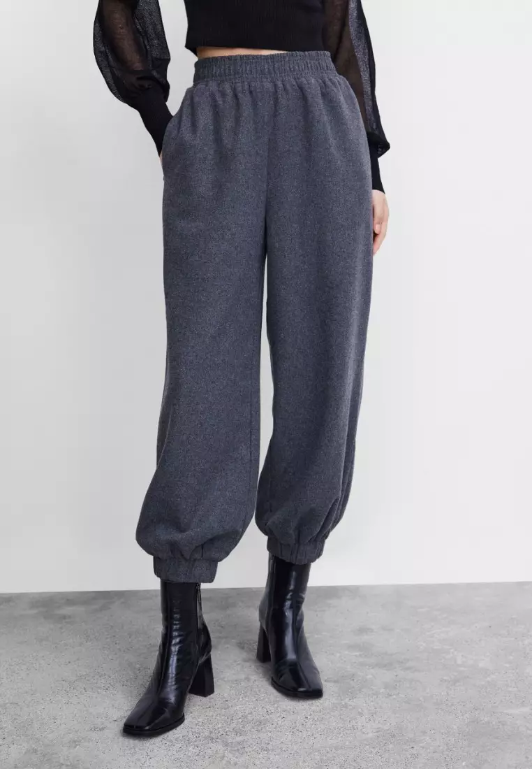 Bershka no item slogan best sale oversized jogger