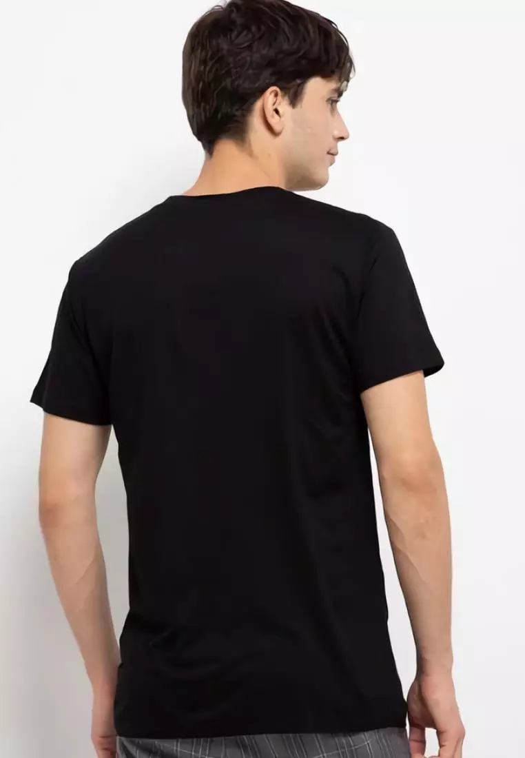 MTH88 Kaos Pria Simple Jepang Katakana Kerning Hitam