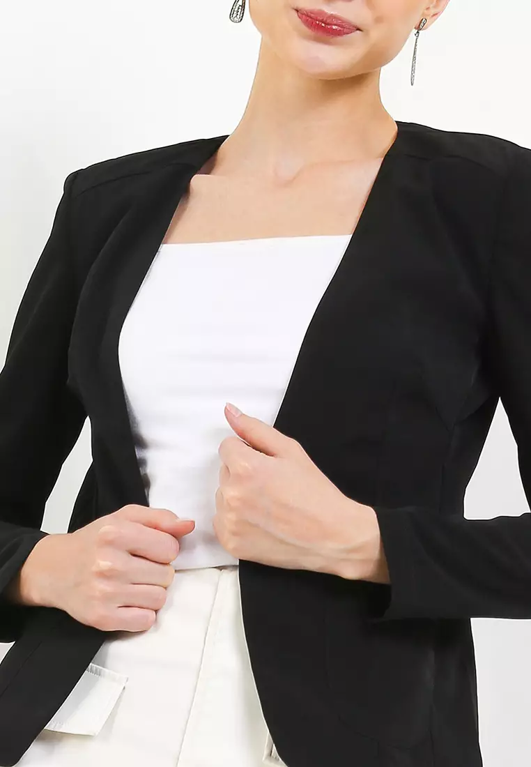 Classic Blazer with Outer Pocket