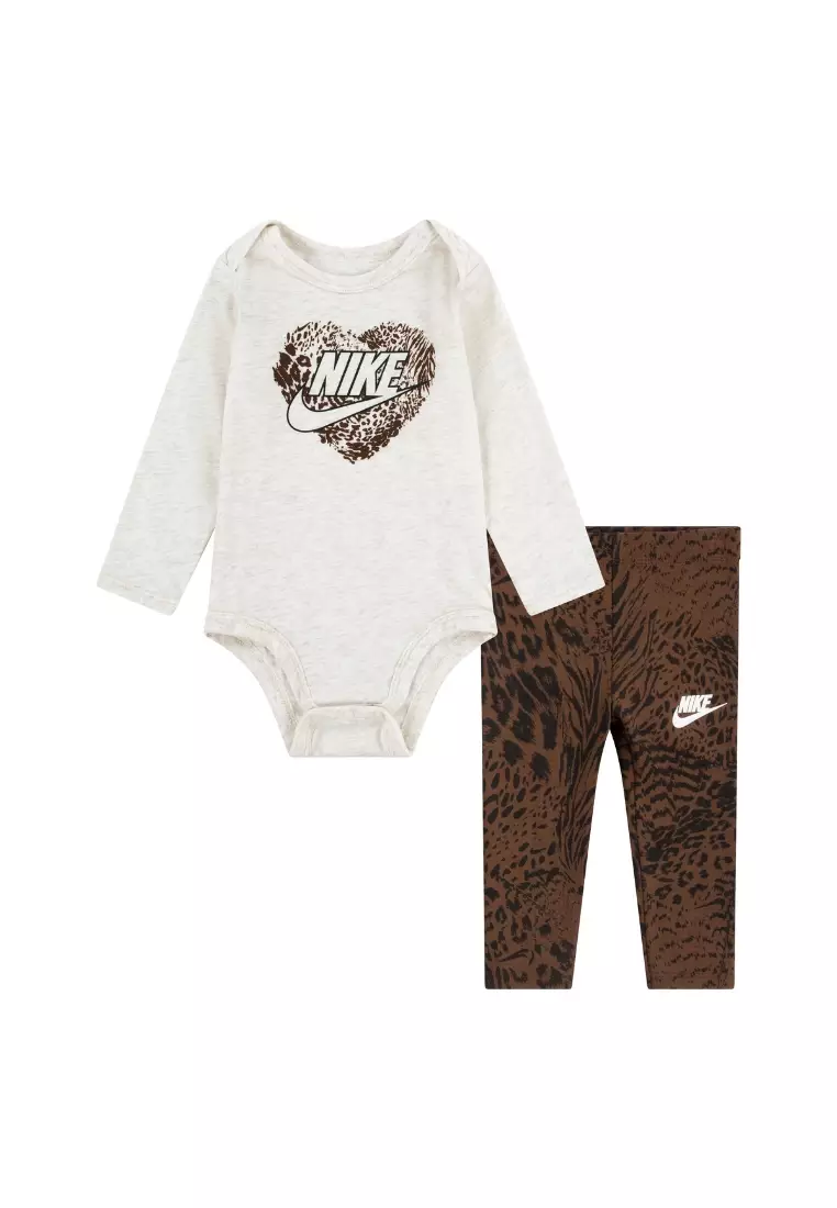 Nike animal pack shirt online