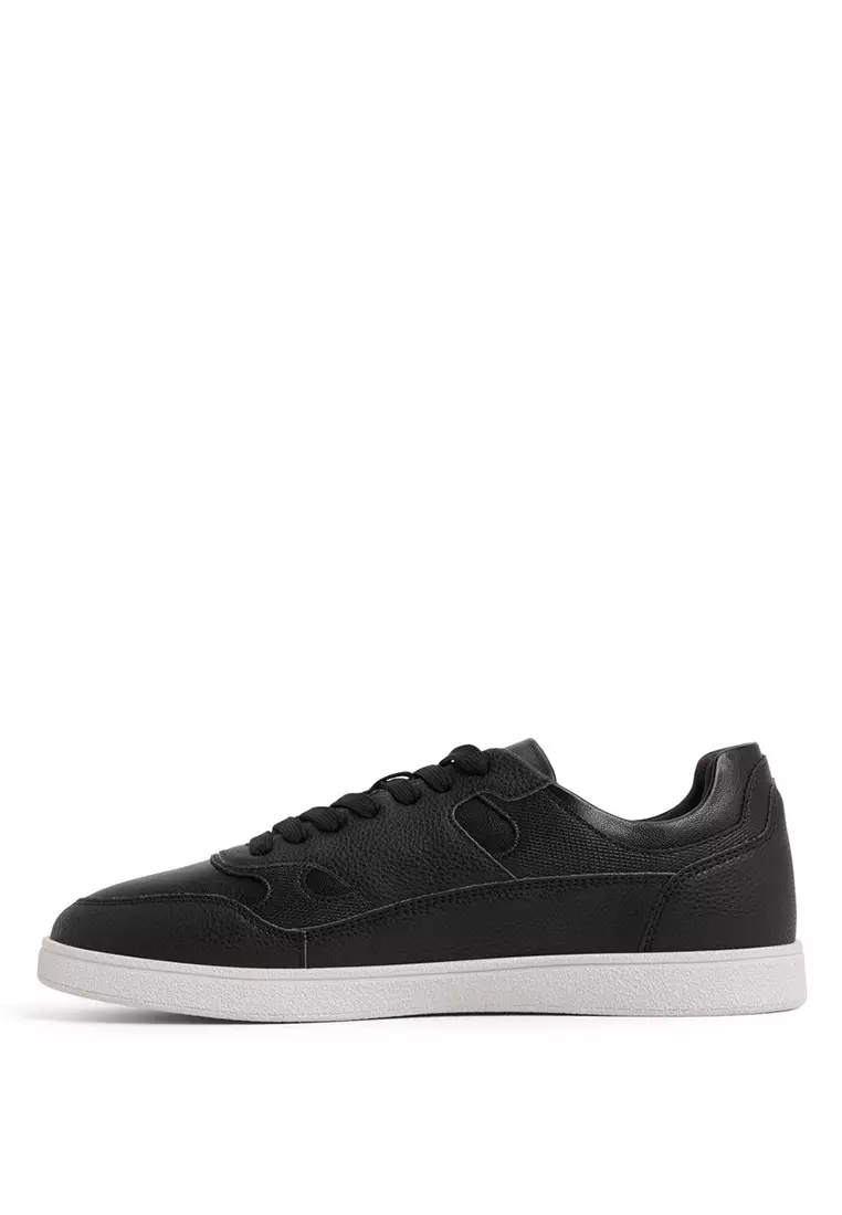 Curtis Sneakers