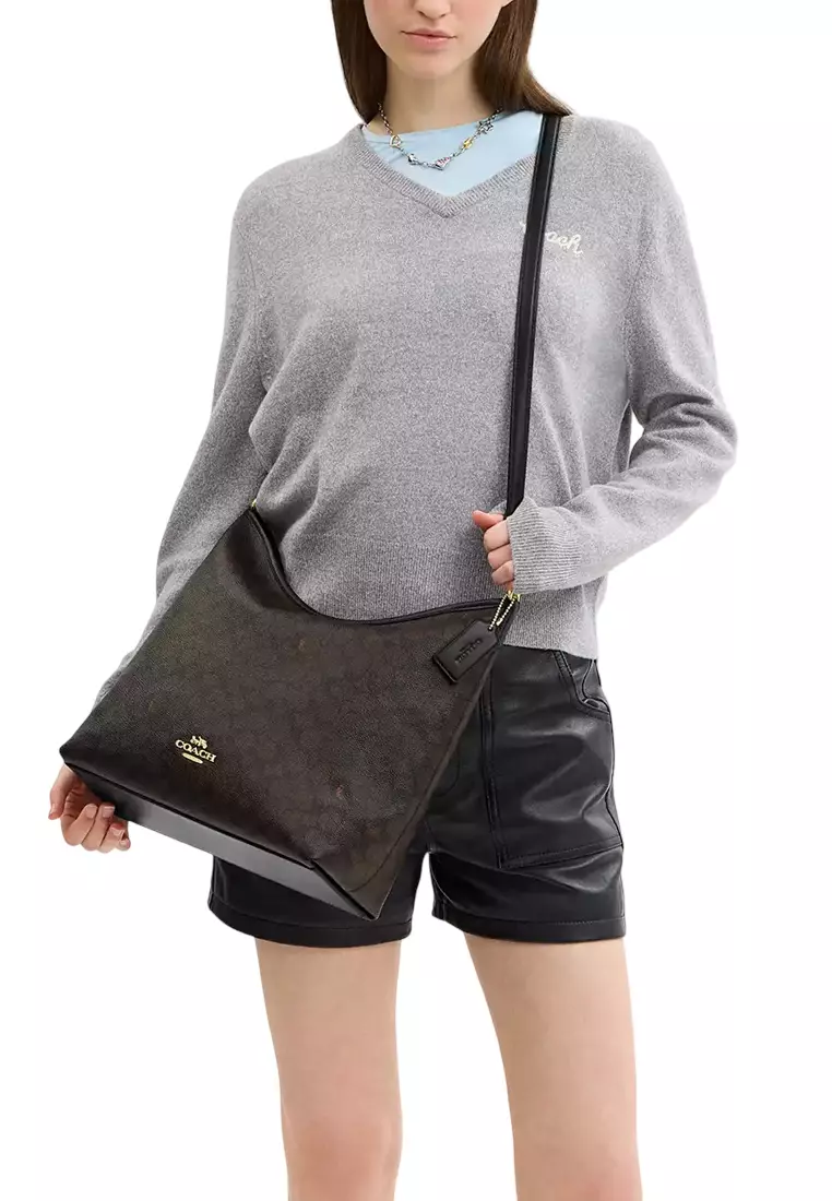 Laurel Large Shoulder Bag In Signature Canvas - Walnut/ Black CY685