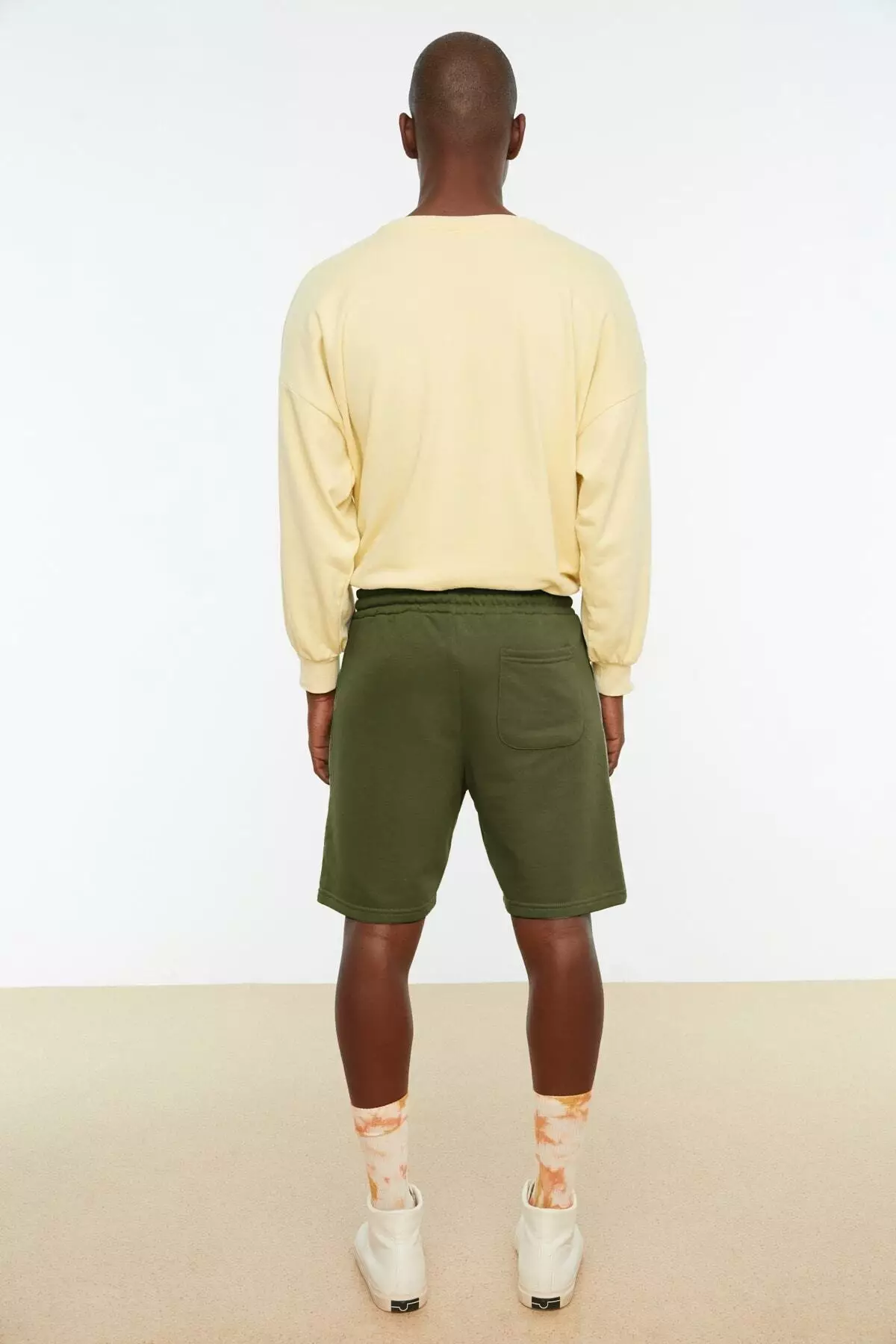 Khaki Shorts & Bermuda