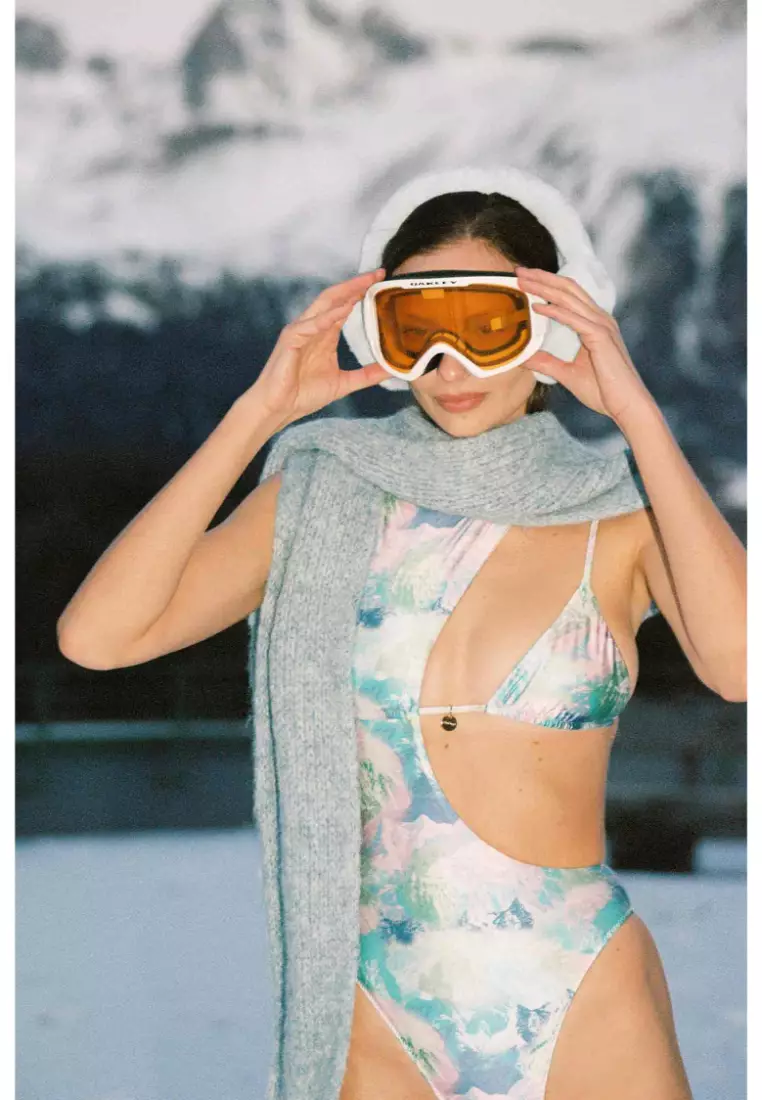 Petra One Piece Swimsuit / Alps Gloss