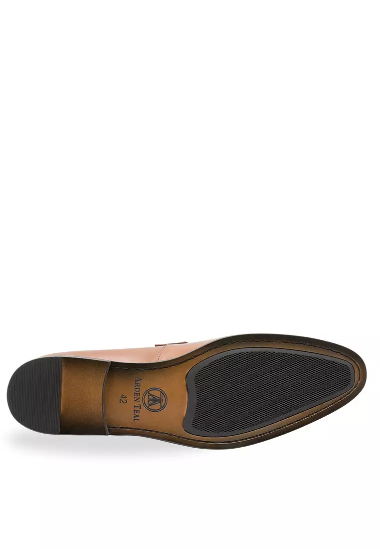 Arrecifes Chestnut Penny Loafer