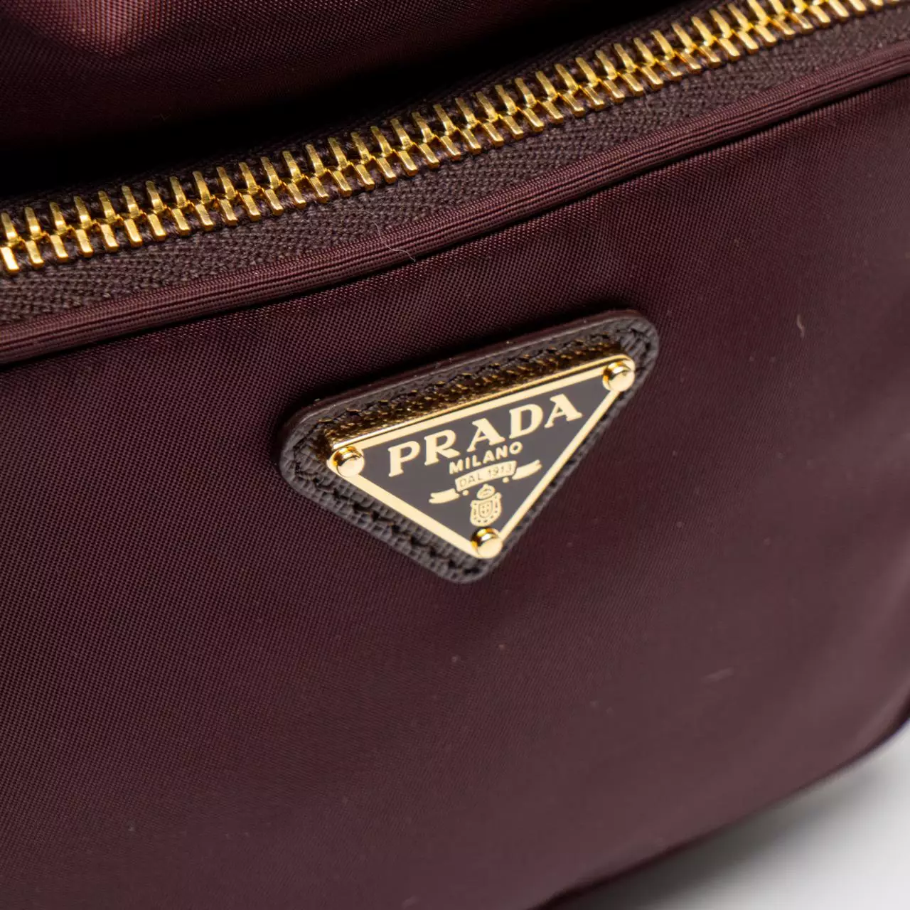 Duet Re-Nylon Bucket Shoulder Bag Burgundy