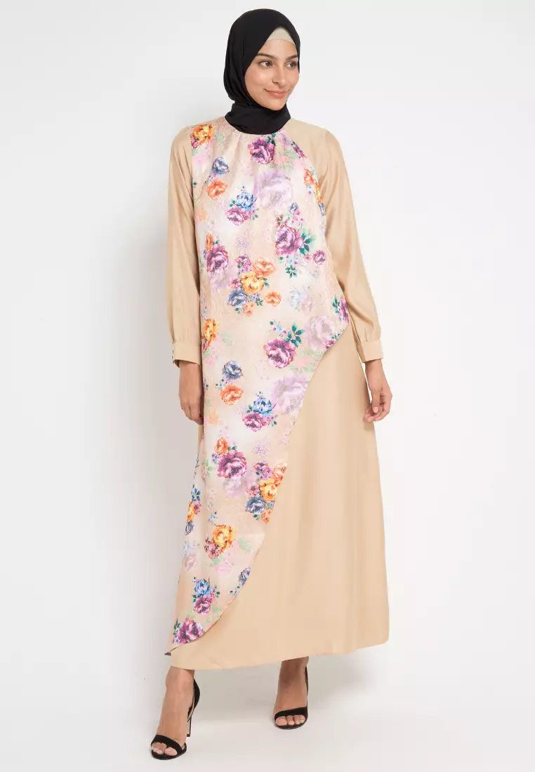Feva Maxi Dress In Beige