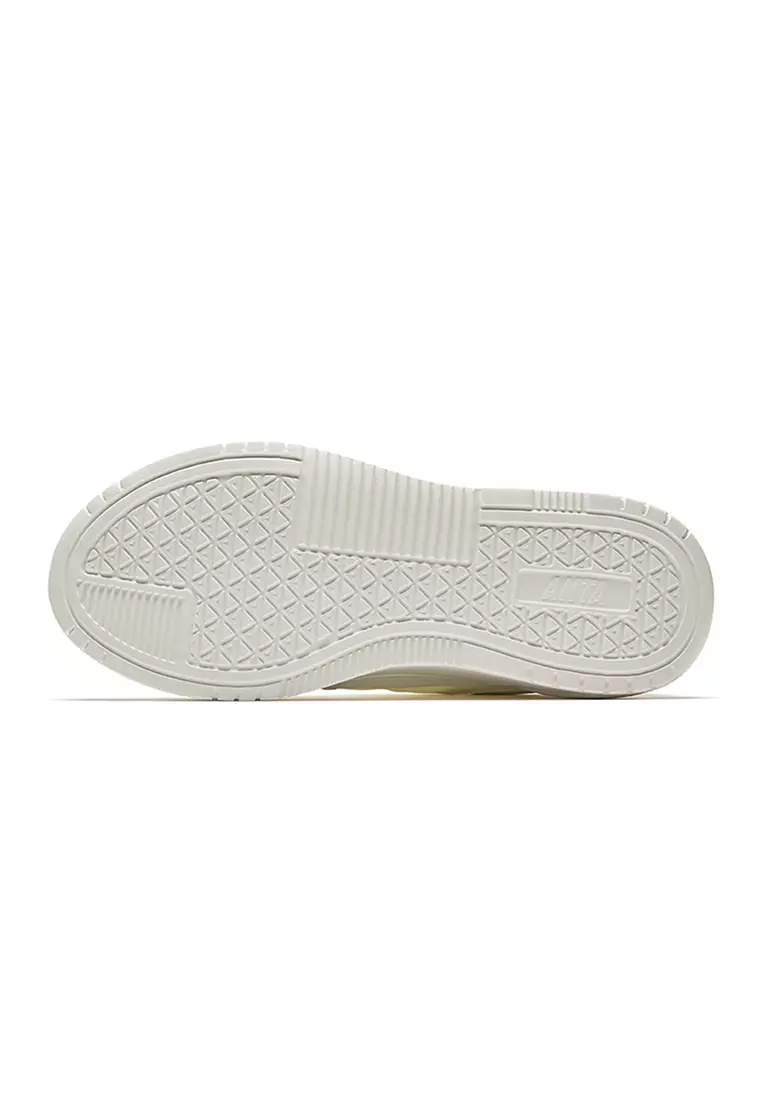 Women Basic Lifestyle Shoes