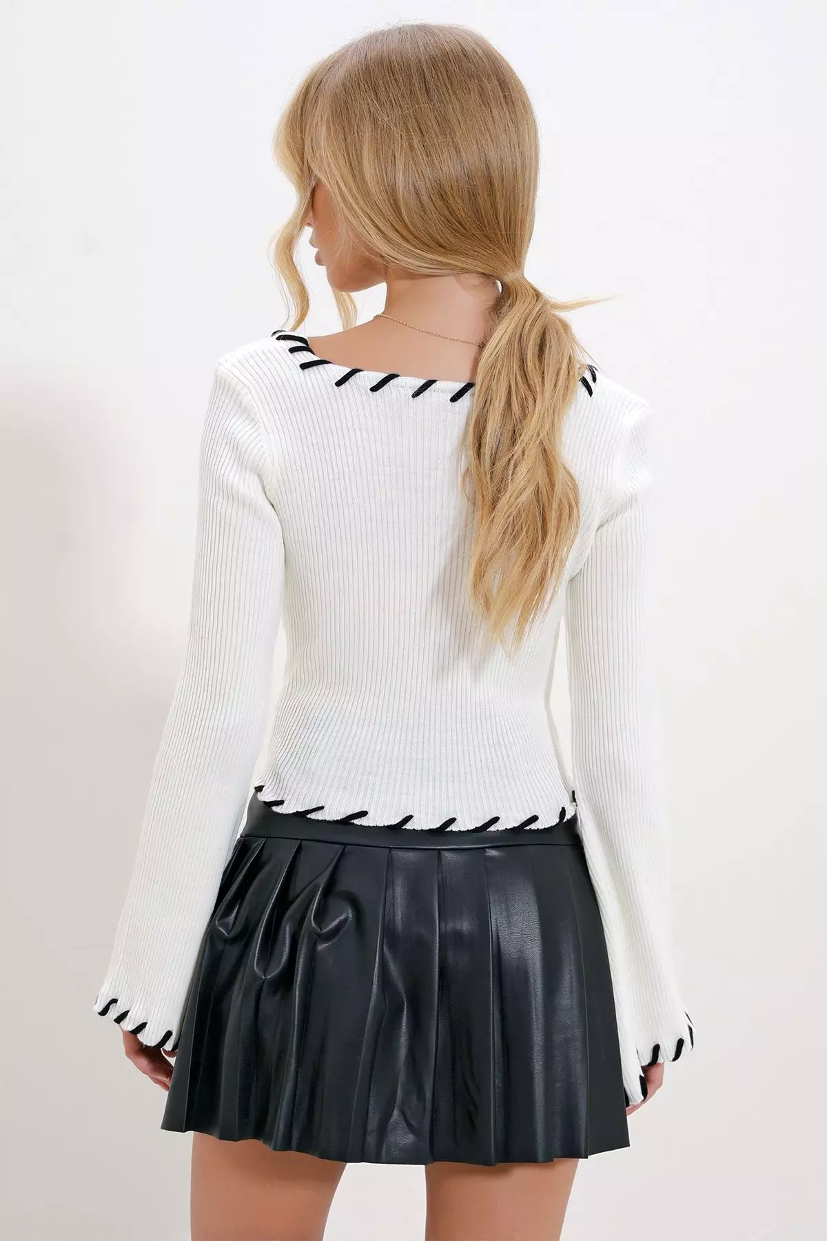 Fitted Knit Top