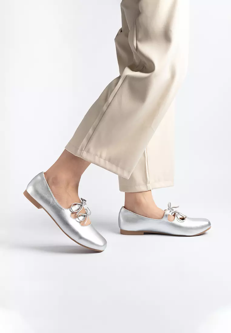 Clara Glossy Ribbon Flats