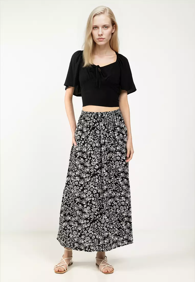 Short Sleeve Short Woven Top