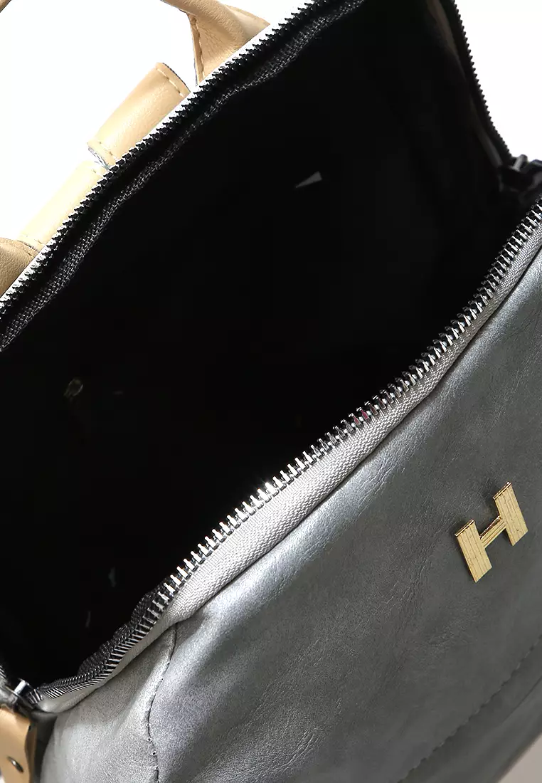 Afra Tas Ransel Wanita Large Compartment Backpack Desain Polos Material Leather ORIGINAL - Gray