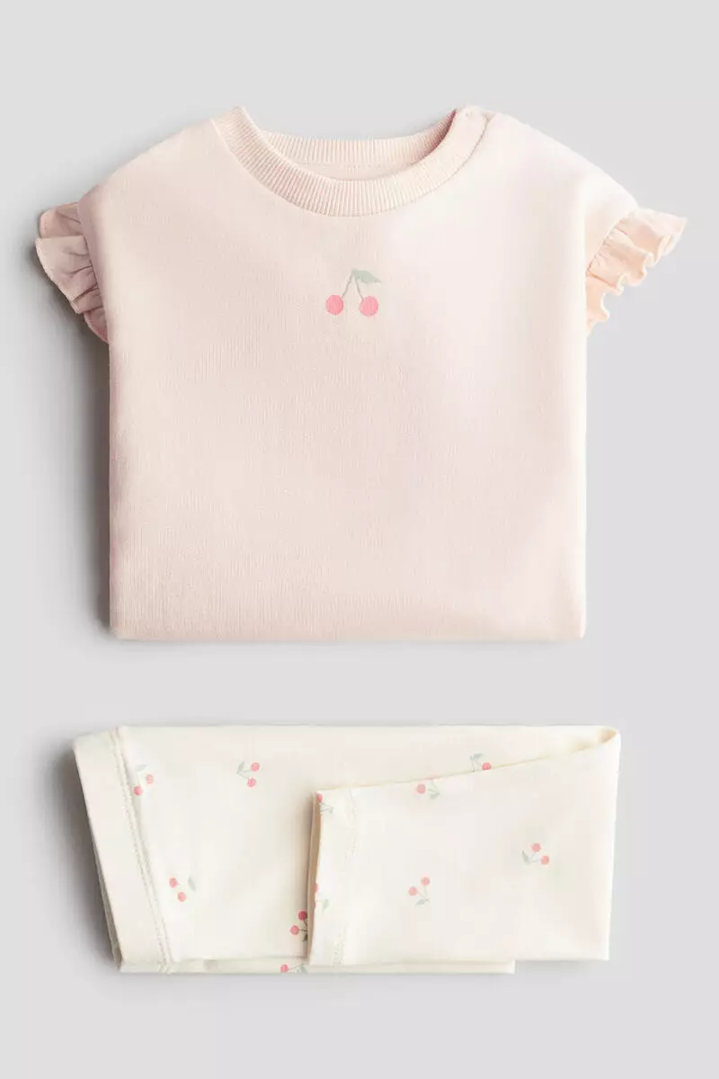 2-piece sweatshirt and leggings set