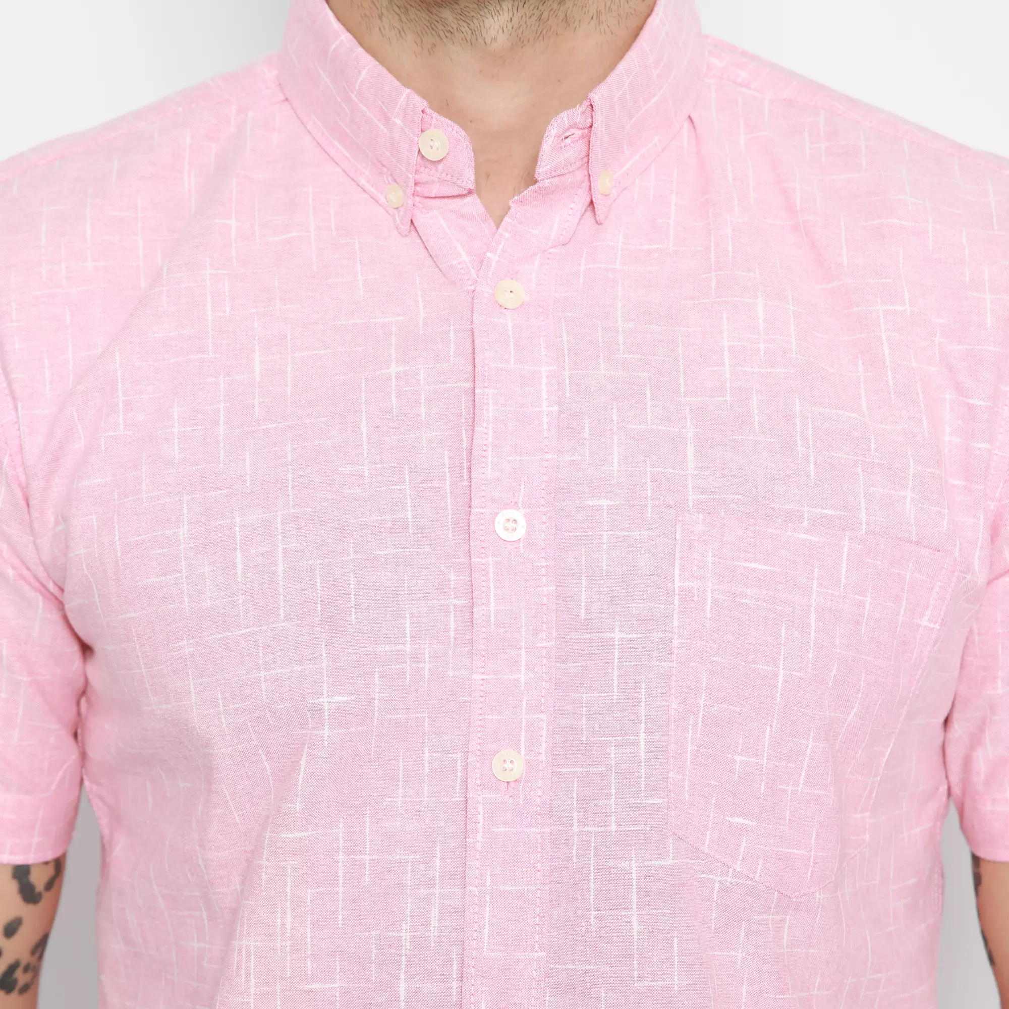 Platini Kemeja Pria Motif LenganPendek Pink 63240