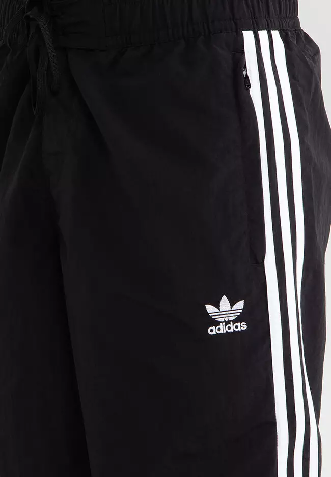 Buy ADIDAS adicolor 3 stripes board shorts 2024 Online ZALORA