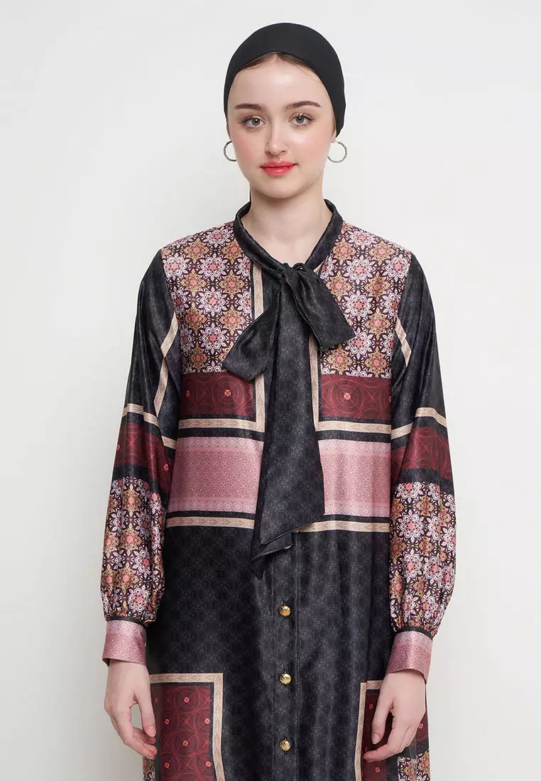 Kamilaa by Itang Yunasz Dress Meraki Black