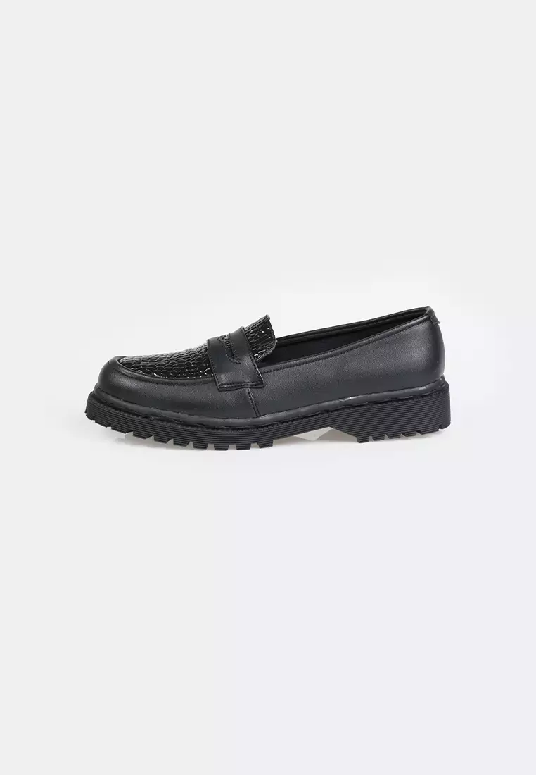 SEIS Vega Sepatu Docmart Wanita / Loafer - Black