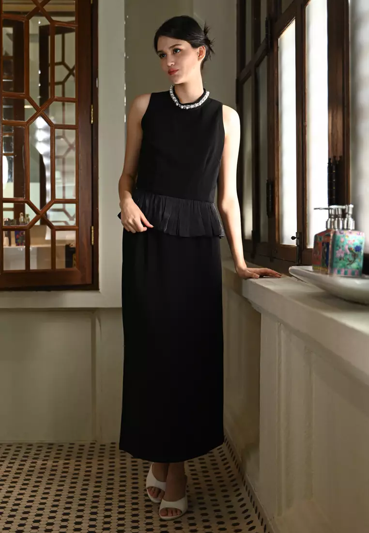 高领珍珠设计套装