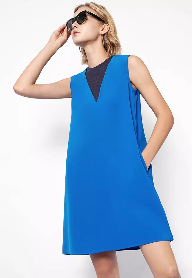 Contrast Fabric Panel Sleeveless Shift Dress