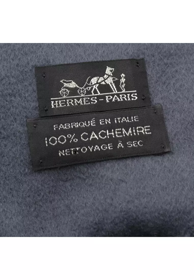 Pre-Loved Hermès large size Stall shawl cashmere gray